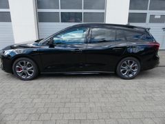 FORD Focus Turnier ST-Line X