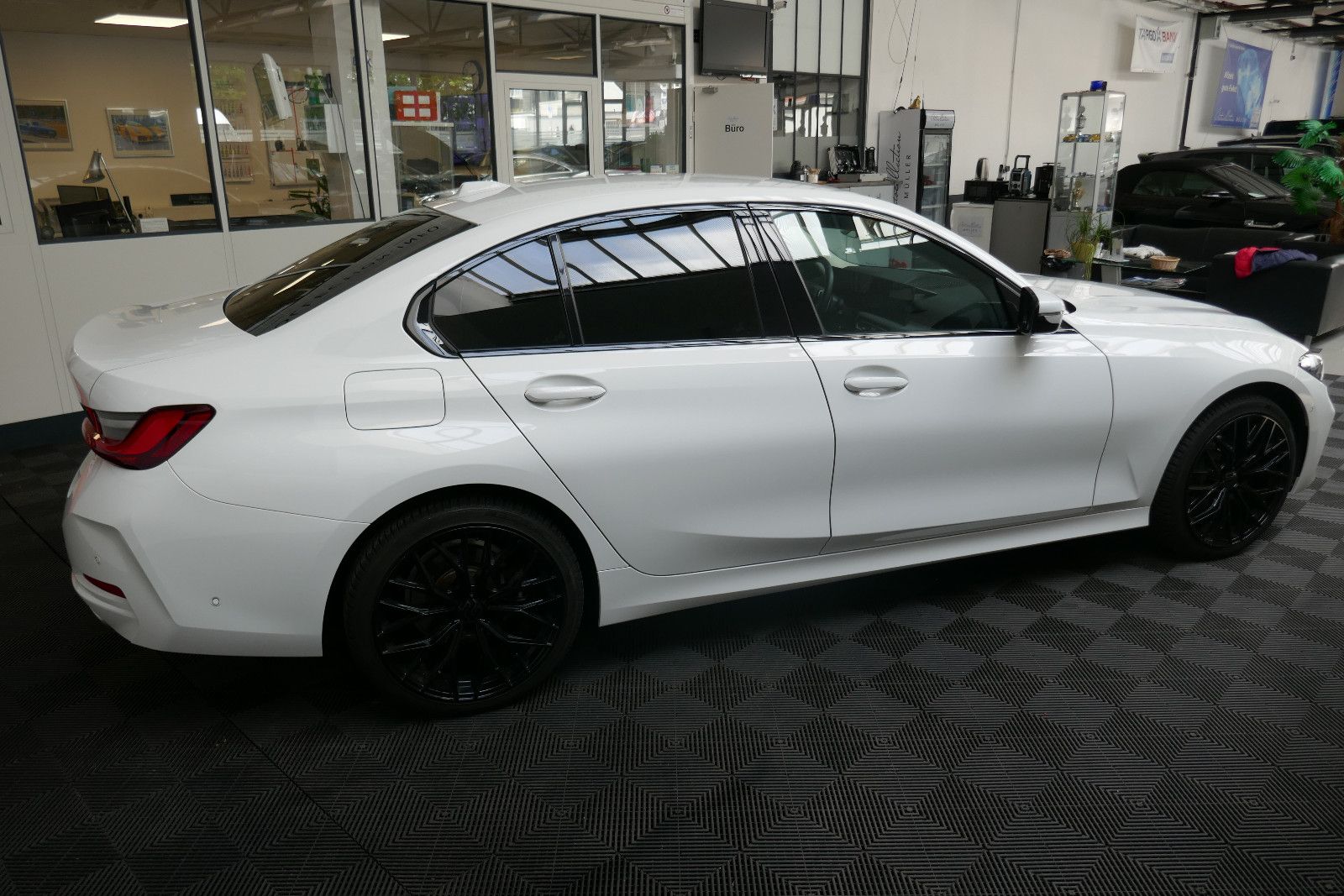 BMW 318i *LED*19" Alu*LED*BMW Service*KAMERA* foto 10
