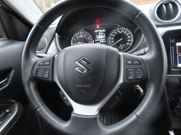 Fotografie 15 des Suzuki Vitara 1.4 S 4x4 LM `17 6-G Bluetooth