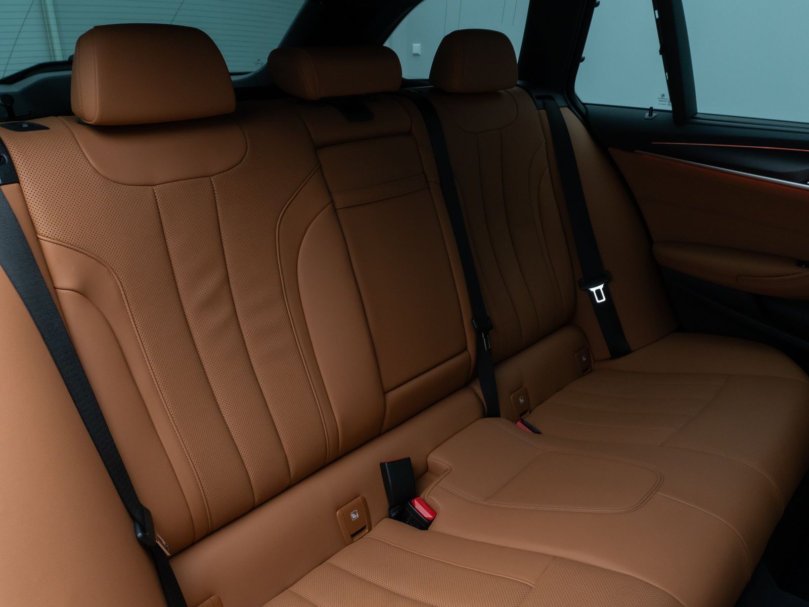 Fahrzeugabbildung BMW 530e M Sport 360°Laser HUD DAB H/K Komfort Alarm