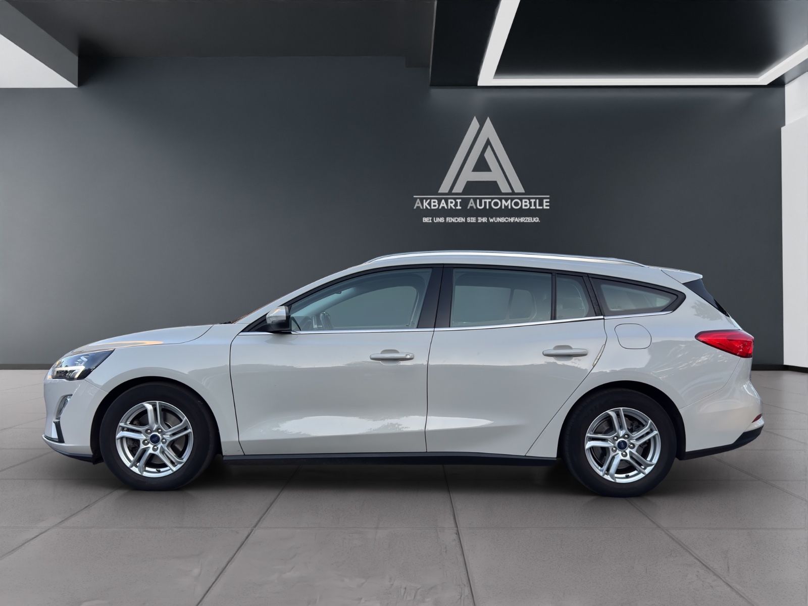 Fahrzeugabbildung Ford Focus Turnier*1.5*Diesel*Spurhalte*Kamera*Voll*