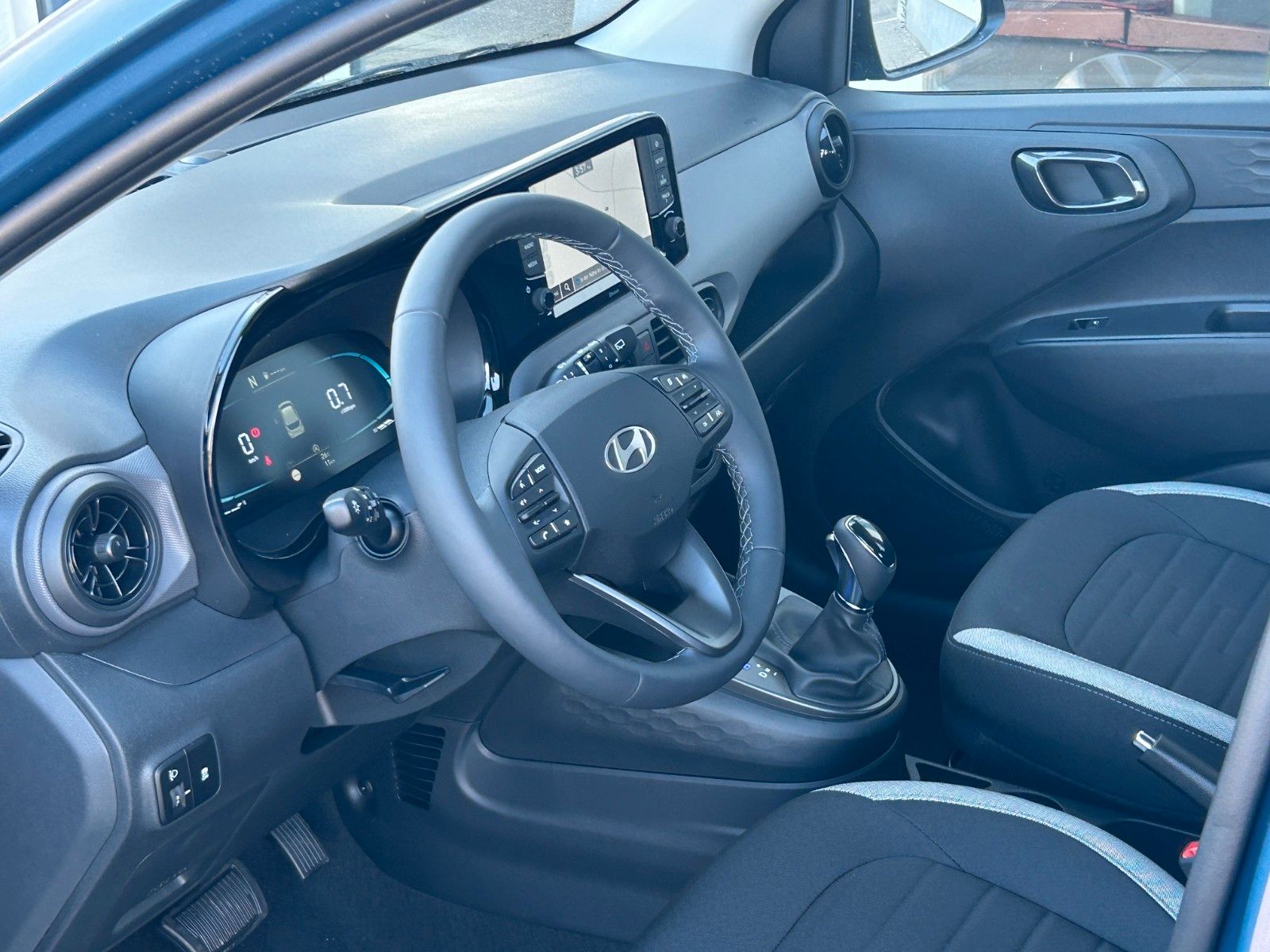 Fahrzeugabbildung Hyundai i10 1.0 Trend AMT *Nav*Klima*CarPlay*Kamera*PDC*