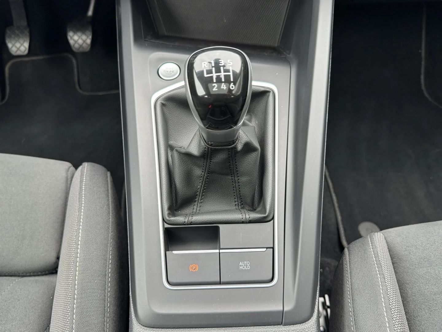 Golf VIII 1.5 TSI STYLE *LED+*PANO*HUD*NAVI*