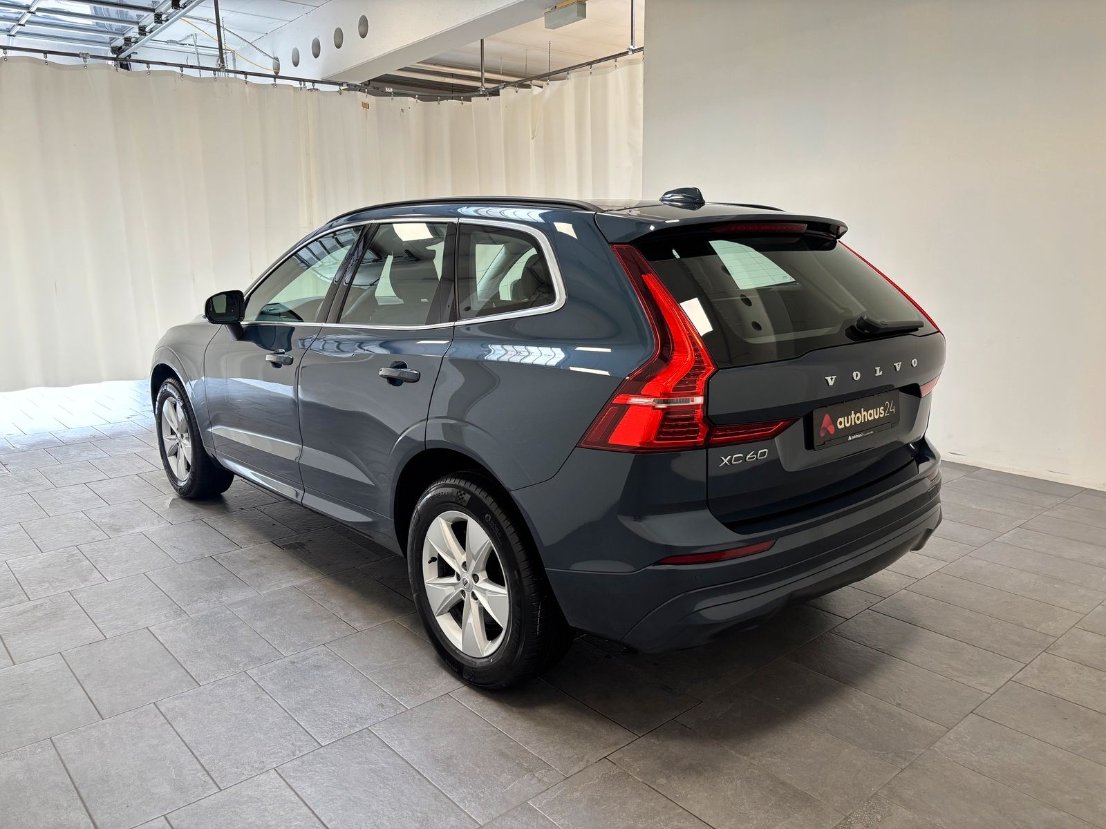 Volvo XC 60 Momentum Pro AHK LED SHD foto 4