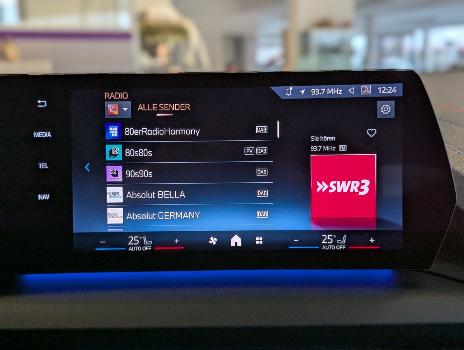 BMW 120 i M-Sport LED-Adaptiv AHK Kamera 18" - Image 30