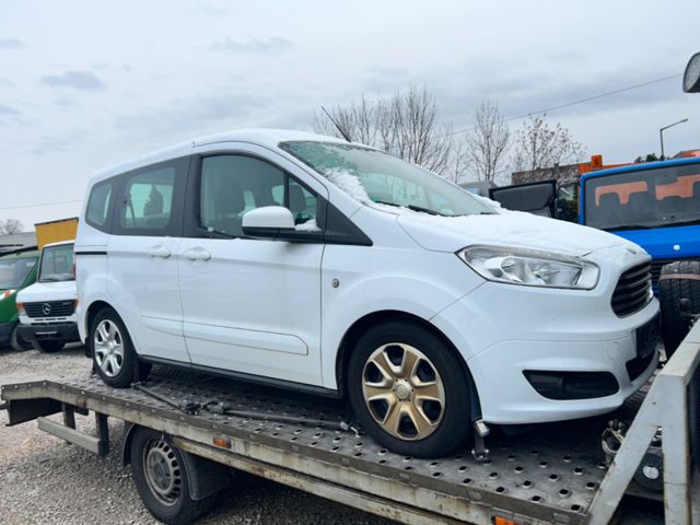 Ford Tourneo Courier Trend