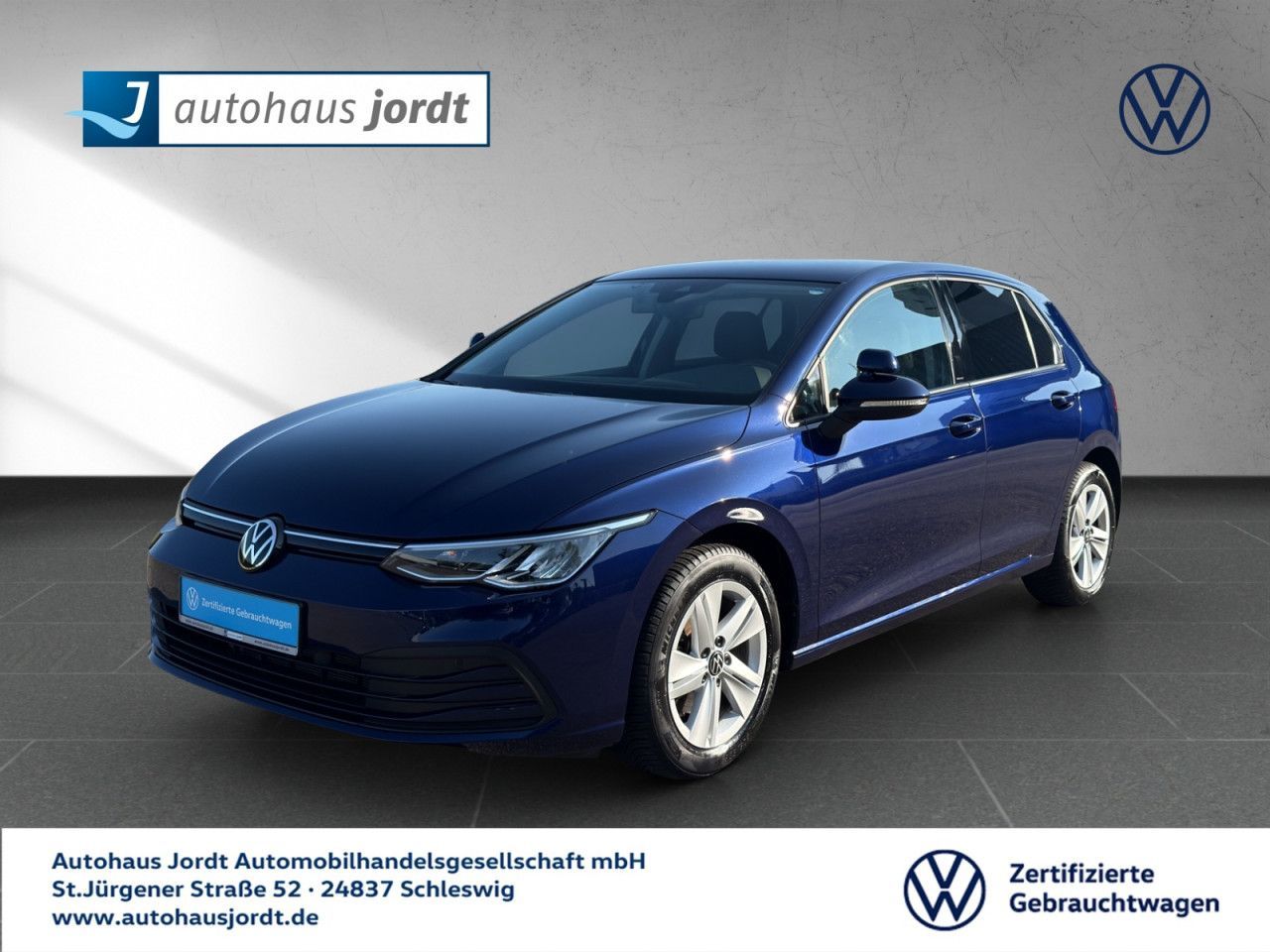 Volkswagen Golf VIII 2.0 TDI DPF Life 6-Gang FAHRSCHULWAGEN foto 1