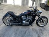 Harley-Davidson V Rod Custom Bike - CHOPPER CUSTOM BIKE
