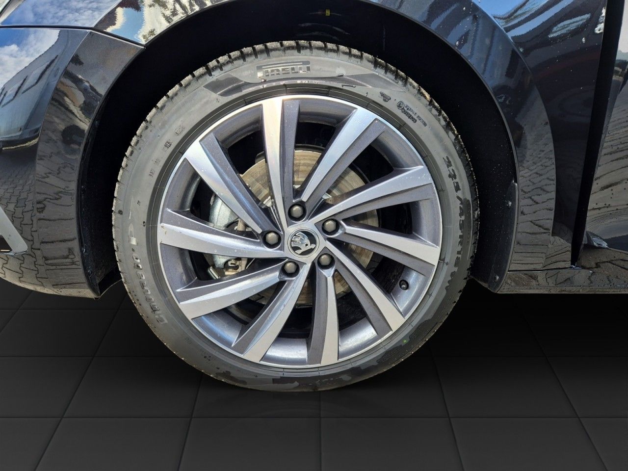 Fahrzeugabbildung SKODA Octavia Combi 2.0 TDI Style 4x4 DSG Sportline