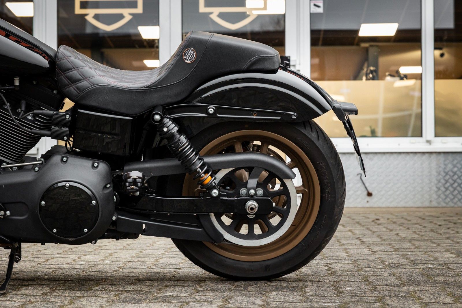 Fahrzeugabbildung Harley-Davidson FXDLS DYNA LOW RIDER S 110cui - CLUBSTYLE -