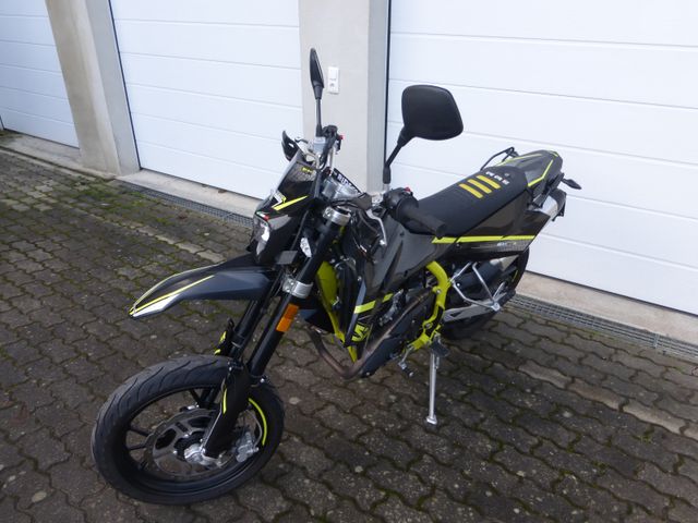 SWM SM 125R