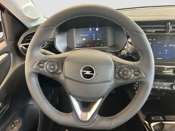 Fotografie des Opel Corsa F Edition 1.2 M+S Kamera Sitzh. LM-Felge