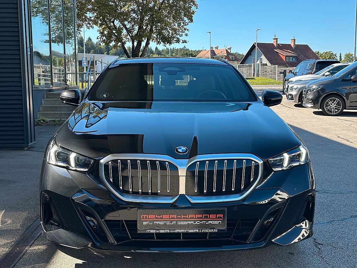 BMW 520d Touring xDrive M-Paket Aut. imagem 3