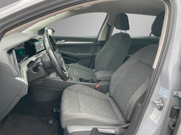 Volkswagen Golf VIII Variant Life 1.5 TSI*CarPlay*Kamera*