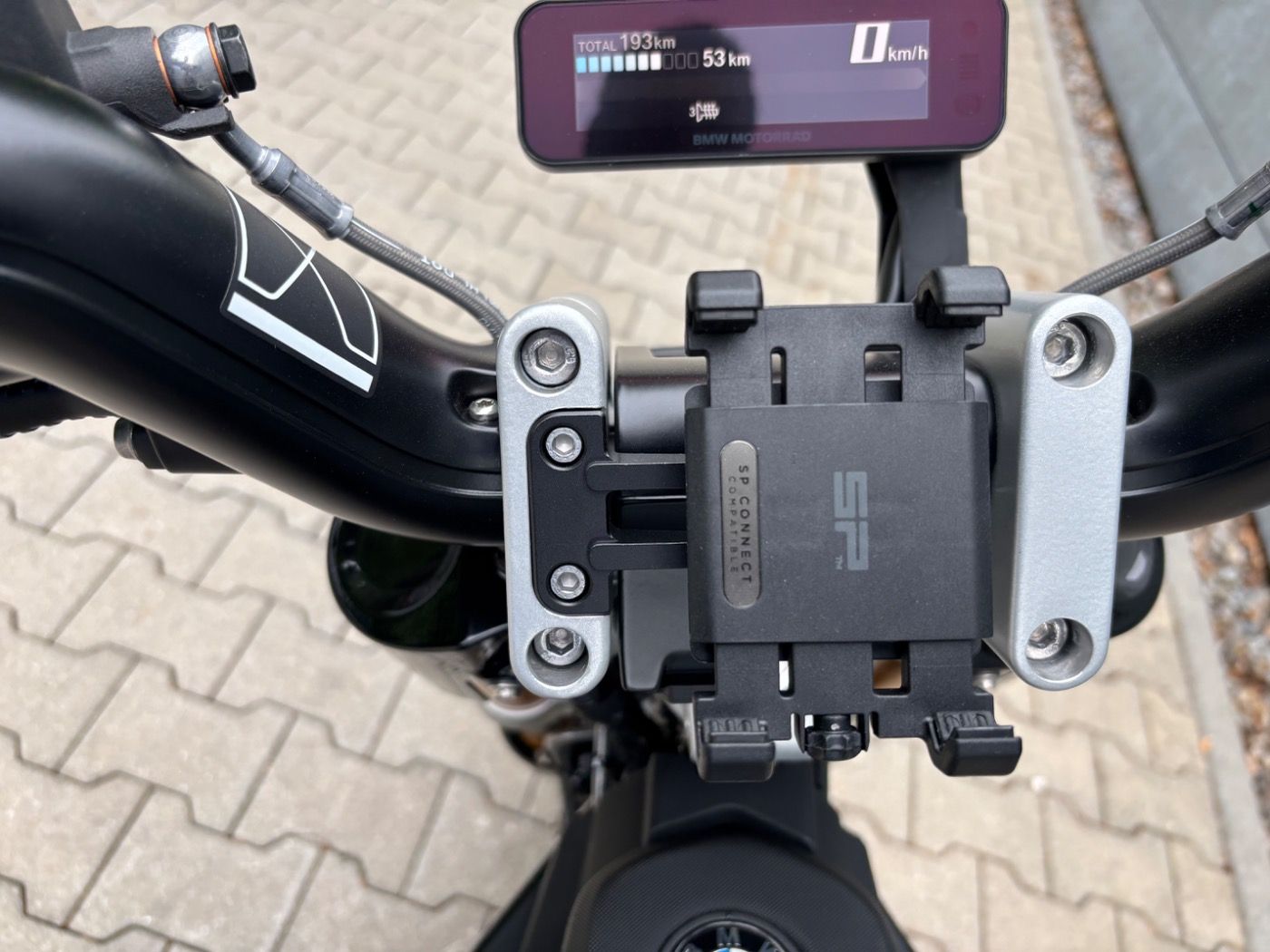 Fahrzeugabbildung BMW CE 02 Highline Paket Schnellader