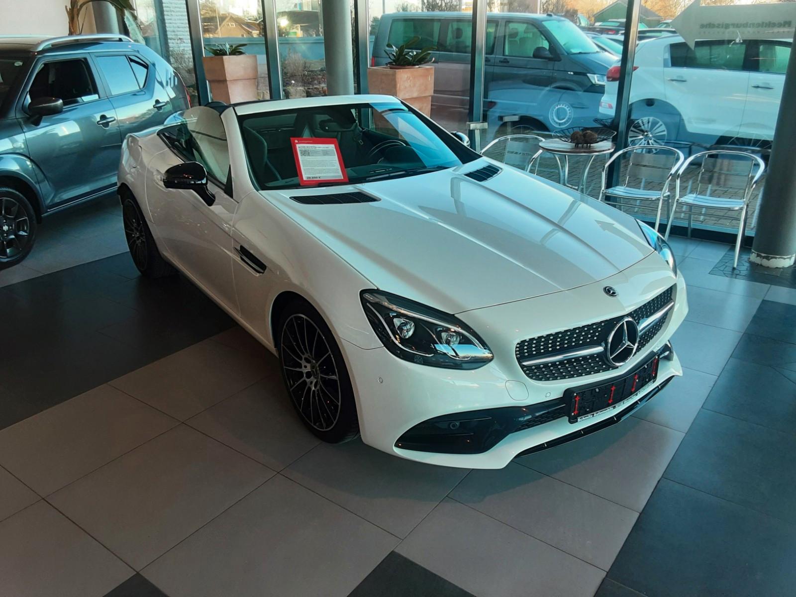 Mercedes-Benz SLC 200 Auto AMG-Line Navi Leder Airscraf PDC SH