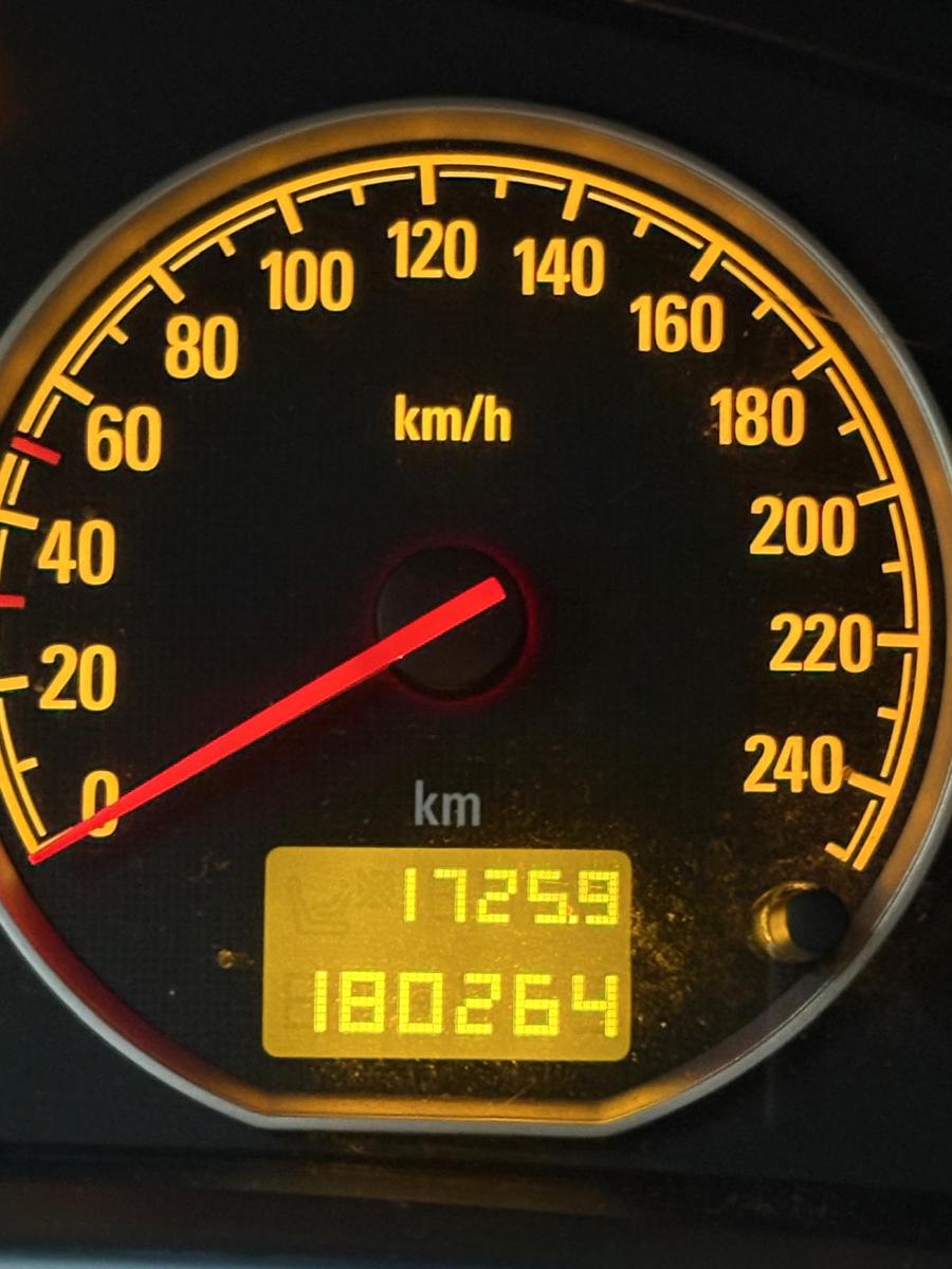 Opel Vectra 2009 — photo 11