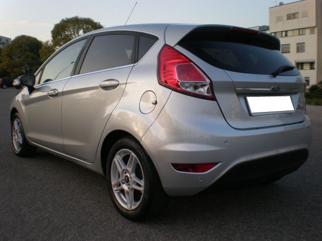 Ford Fiesta 1.5 td, pochi km, superfull