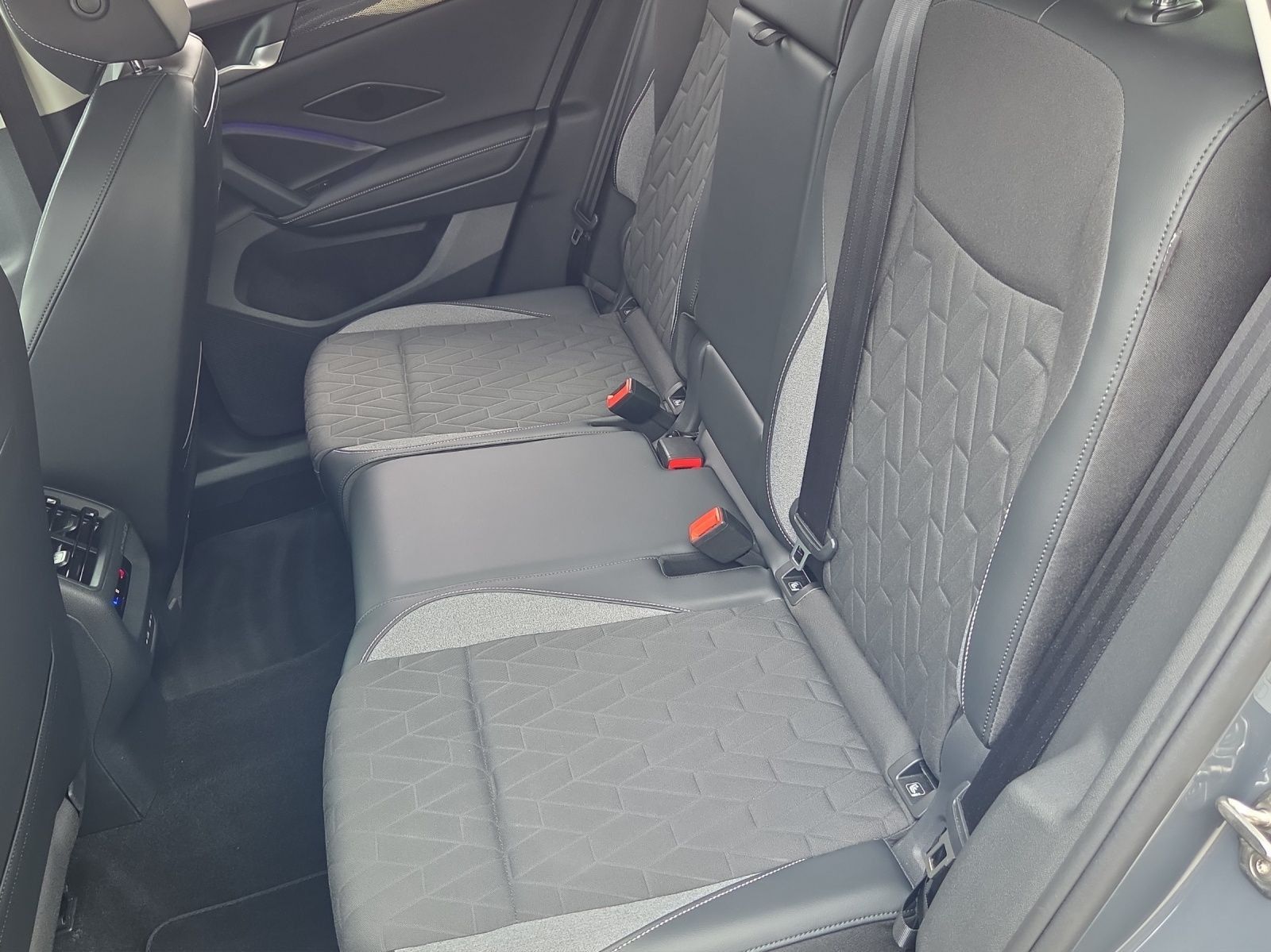 Volkswagen Tiguan - Bild 17