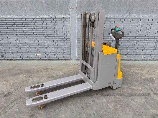 Jungheinrich EJD 220 Baujahr 2019 /HH 2,1M/  Akku 2019