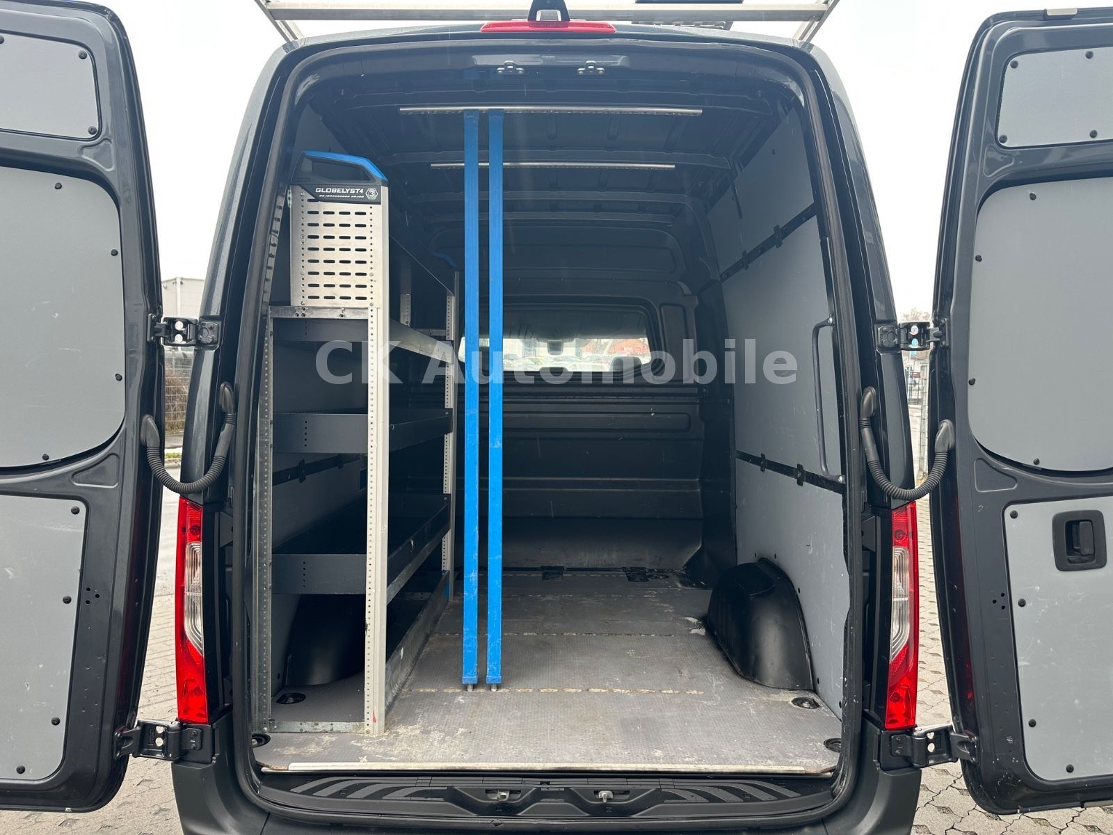 Fahrzeugabbildung Mercedes-Benz Sprinter III Mixto 319CDI V6 RWD /Autom./5 Sitze