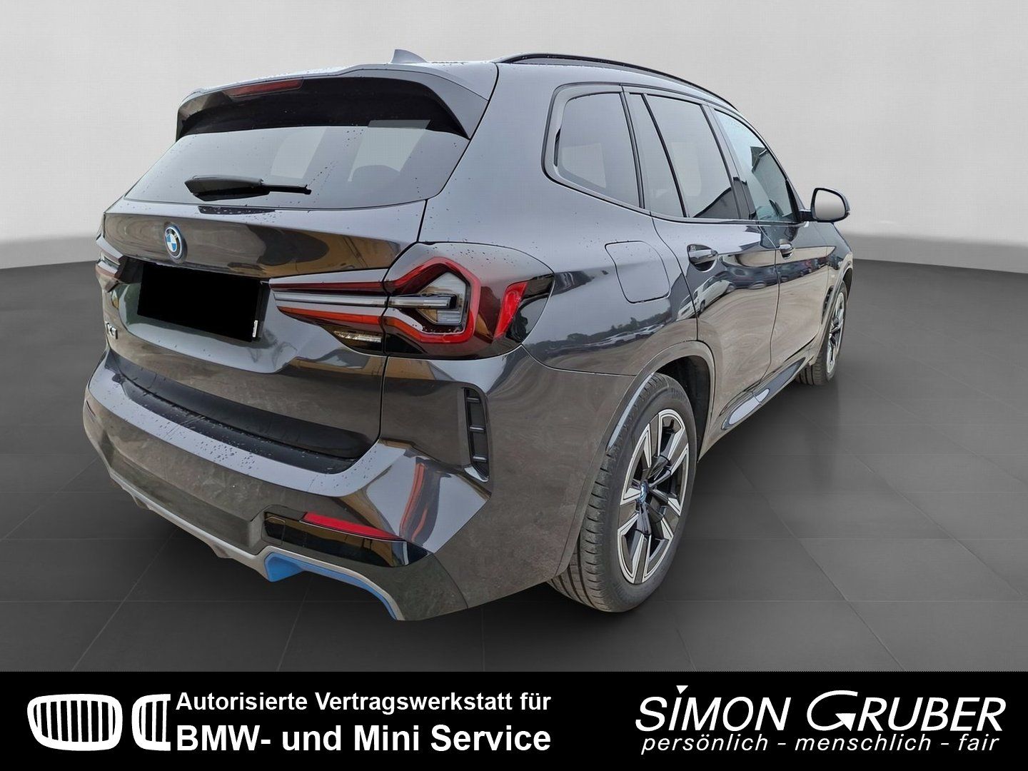 Fahrzeugabbildung BMW iX3 Inspiring M Sport Shadow Line Panorama ACC