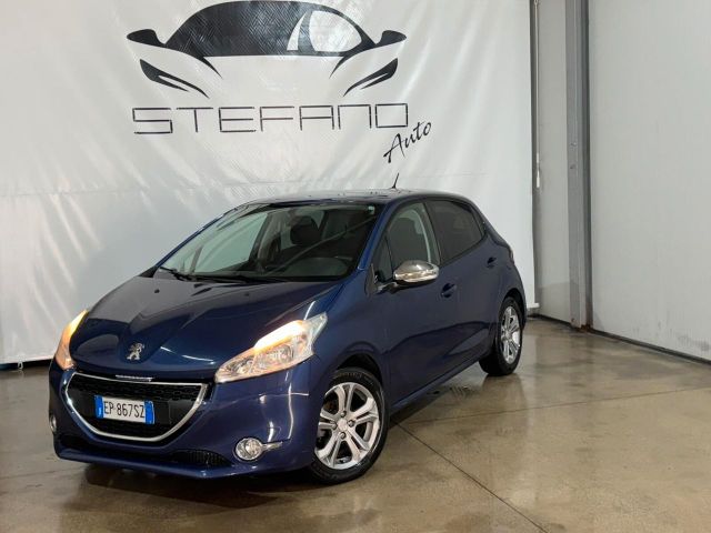 Peugeot 208 1.4 HDi 68 CV 5 porte Allure