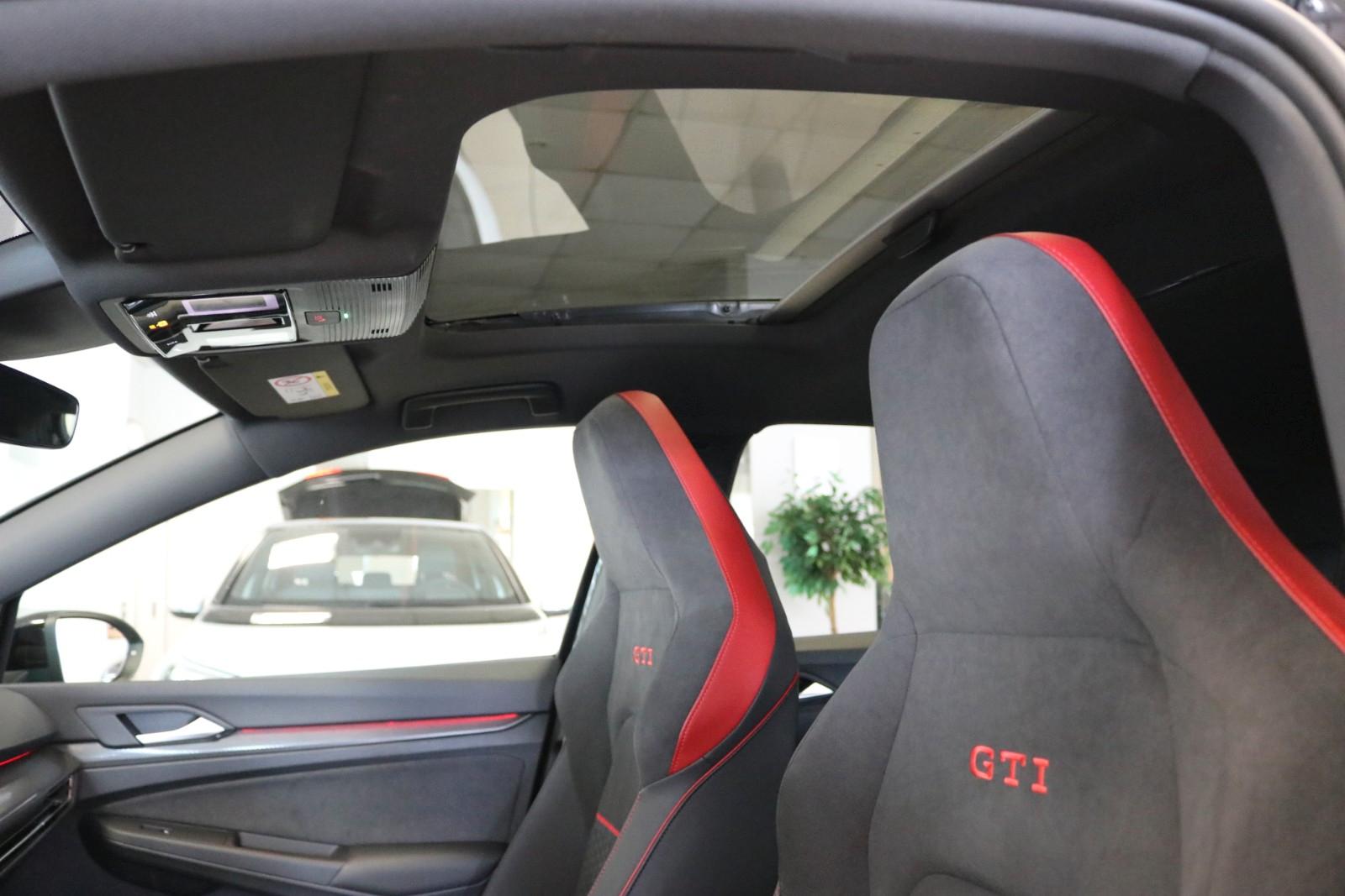 Volkswagen Golf VIII GTI Clubsport Matrix HUD Kamera Pano, миниатюра 11