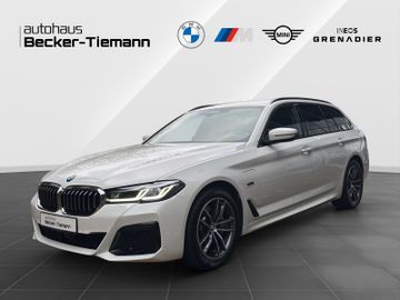 BMW Leasingangebot: BMW 530e Touring MSportpaket HUD | DrivingASSProf. |
