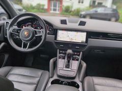 PORSCHE Cayenne 3.0 ~Matrix~StandHeiz~Approved06/26