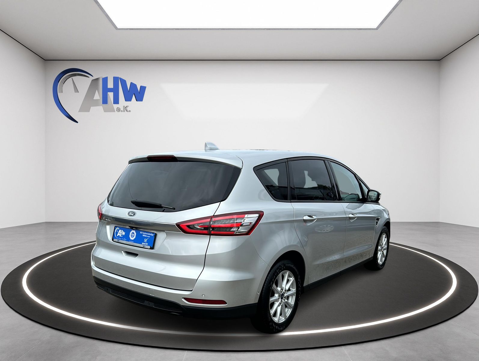 Fahrzeugabbildung Ford S-MAX 2,0 EcoBlue. Aut. TREND