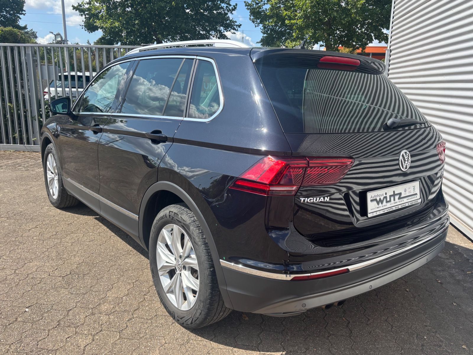 Fahrzeugabbildung Volkswagen Tiguan Highline BMT/Start-Stopp 4Motion