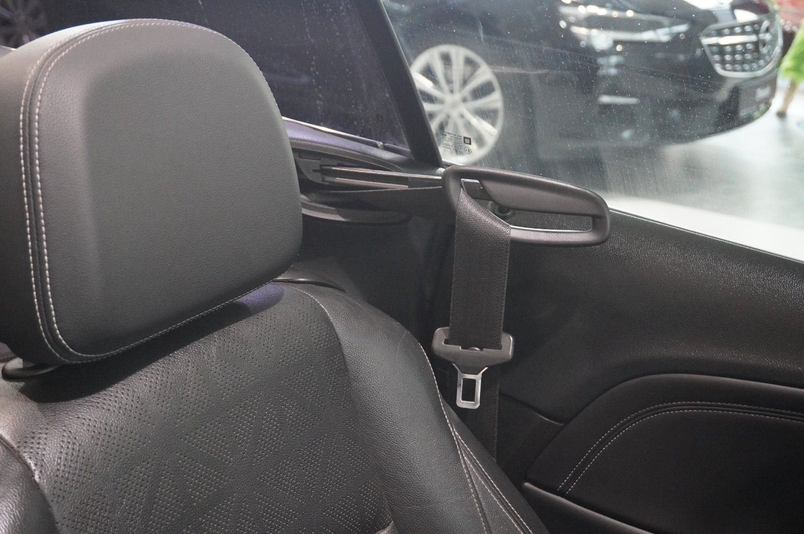 Fahrzeugabbildung Opel Cascada 2.0D INNOVATION BI-XENON/SHZ/SPORT/LEDER