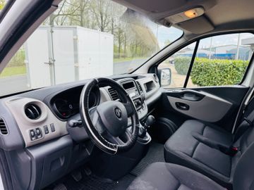 Renault Trafic - 10