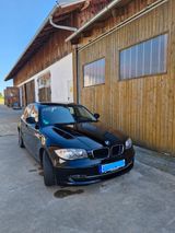 BMW 1er E87 118d  - BMW aus 2011: 1er