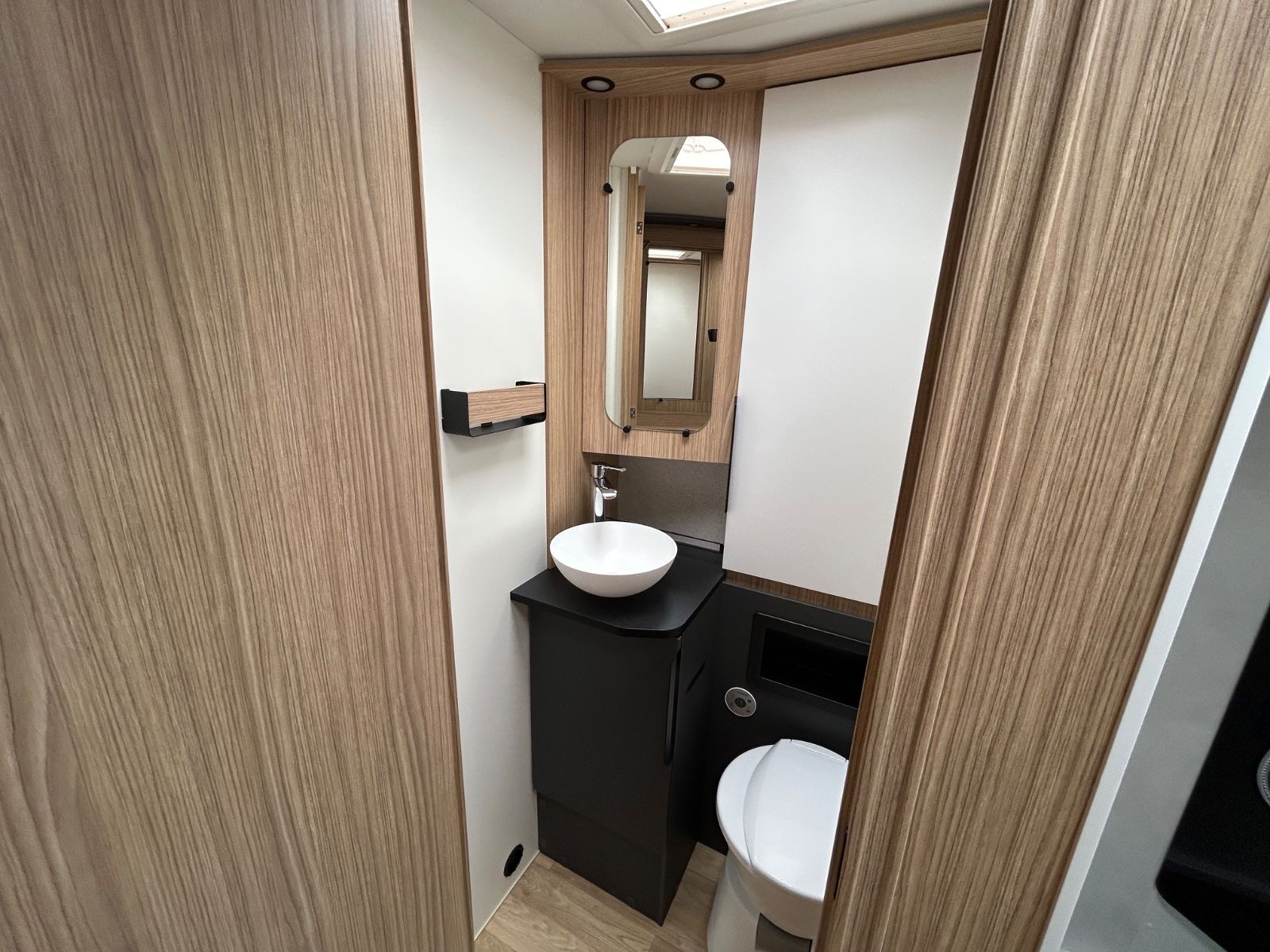 Fahrzeugabbildung Mooveo TEI 72 UH All in One + neuer Grundriss MJ 2025