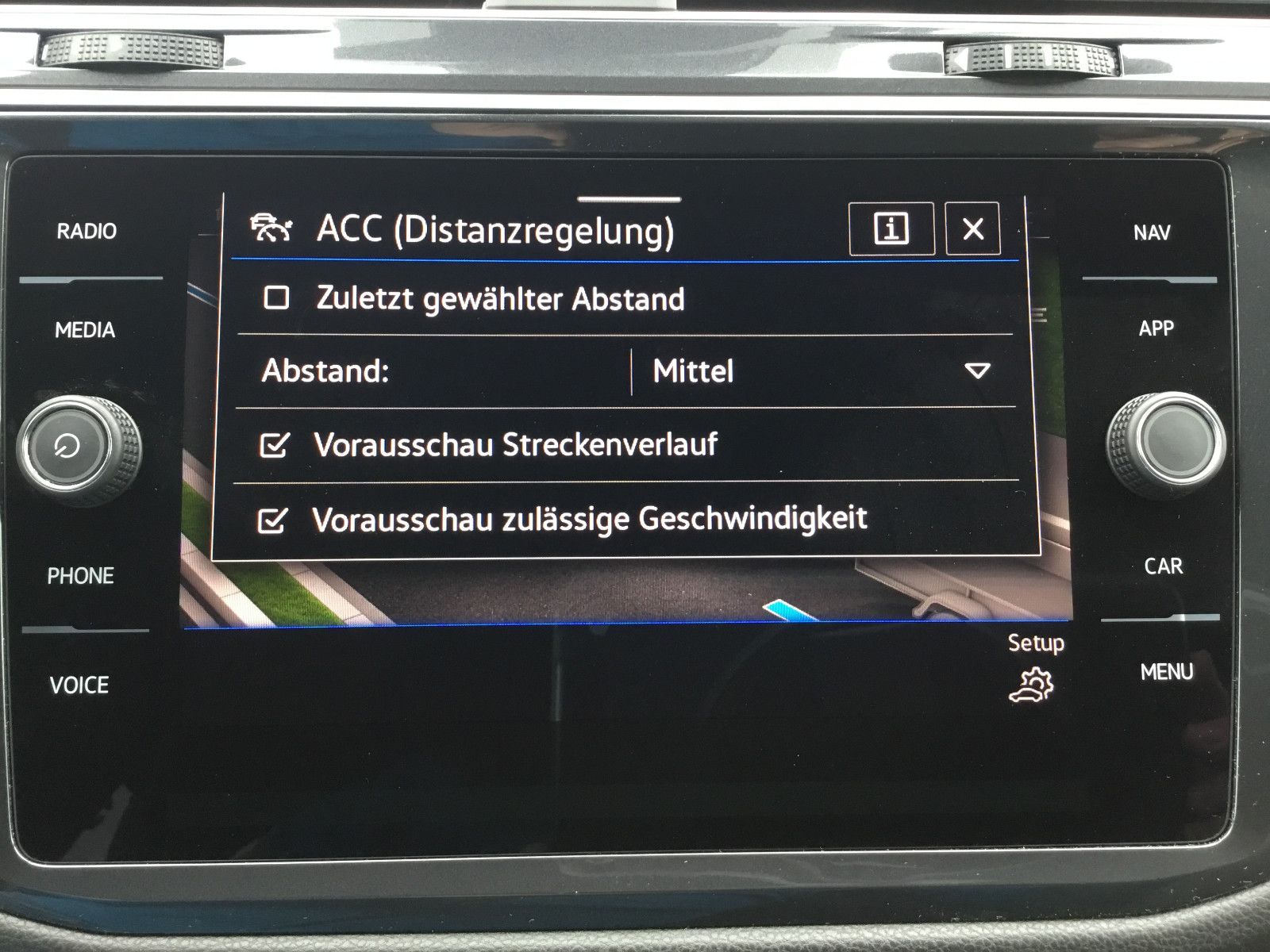 Fahrzeugabbildung Volkswagen Tiguan Allspace 2.0 TDI DSG 4M R-Line+AHK+20"