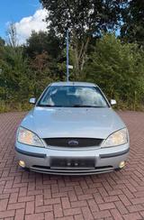 Ford Mondeo 1.8 81 kW Ghia Ghia - Ford Mondeo aus 2002: Ghia