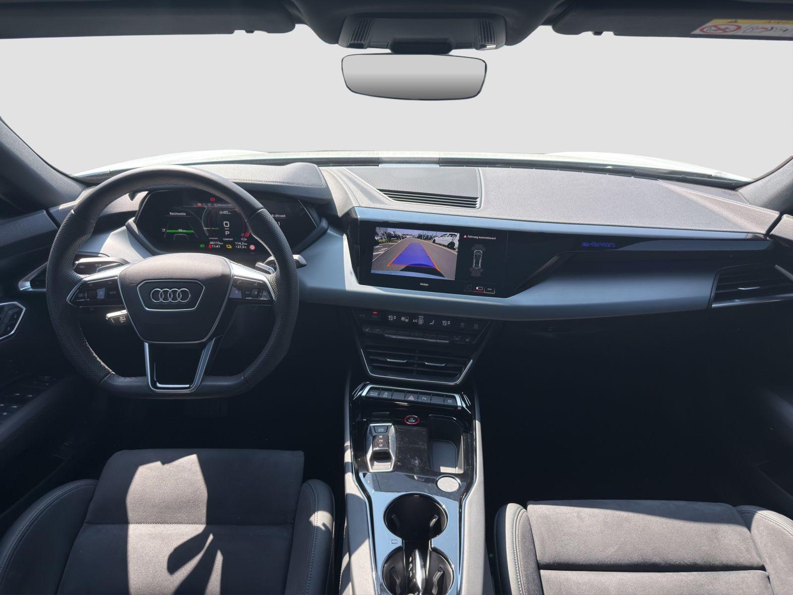 Audi e-tron GT quattro Navi Einparkhilfe ACC Luftfede