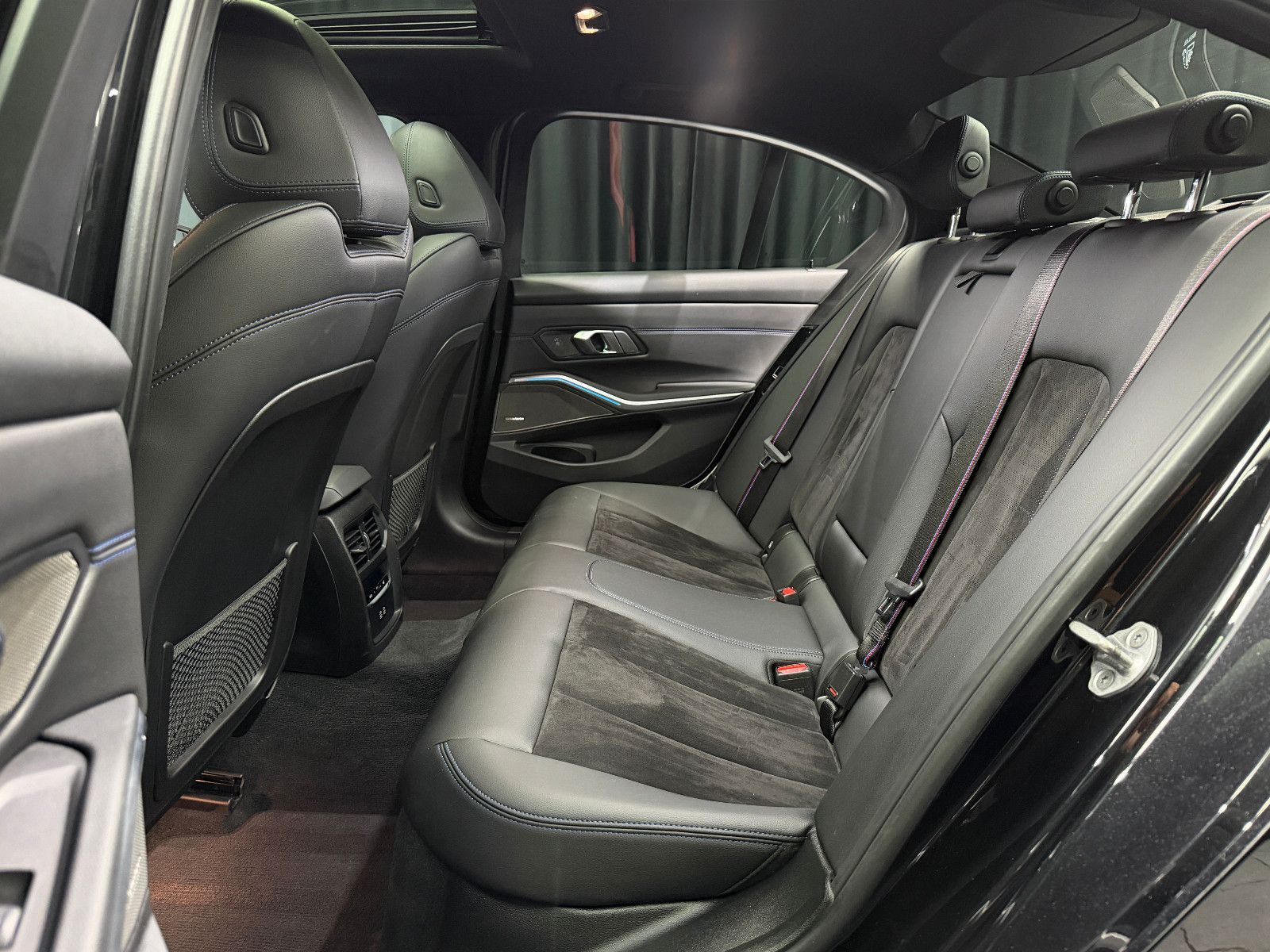 Fahrzeugabbildung BMW M340i Limousine xDrive |H/K|HuD|PANO