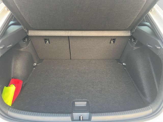 Taigo R-Line 1.0 TSI, ACC, IQ.LIGHT, IQ.DRIVE