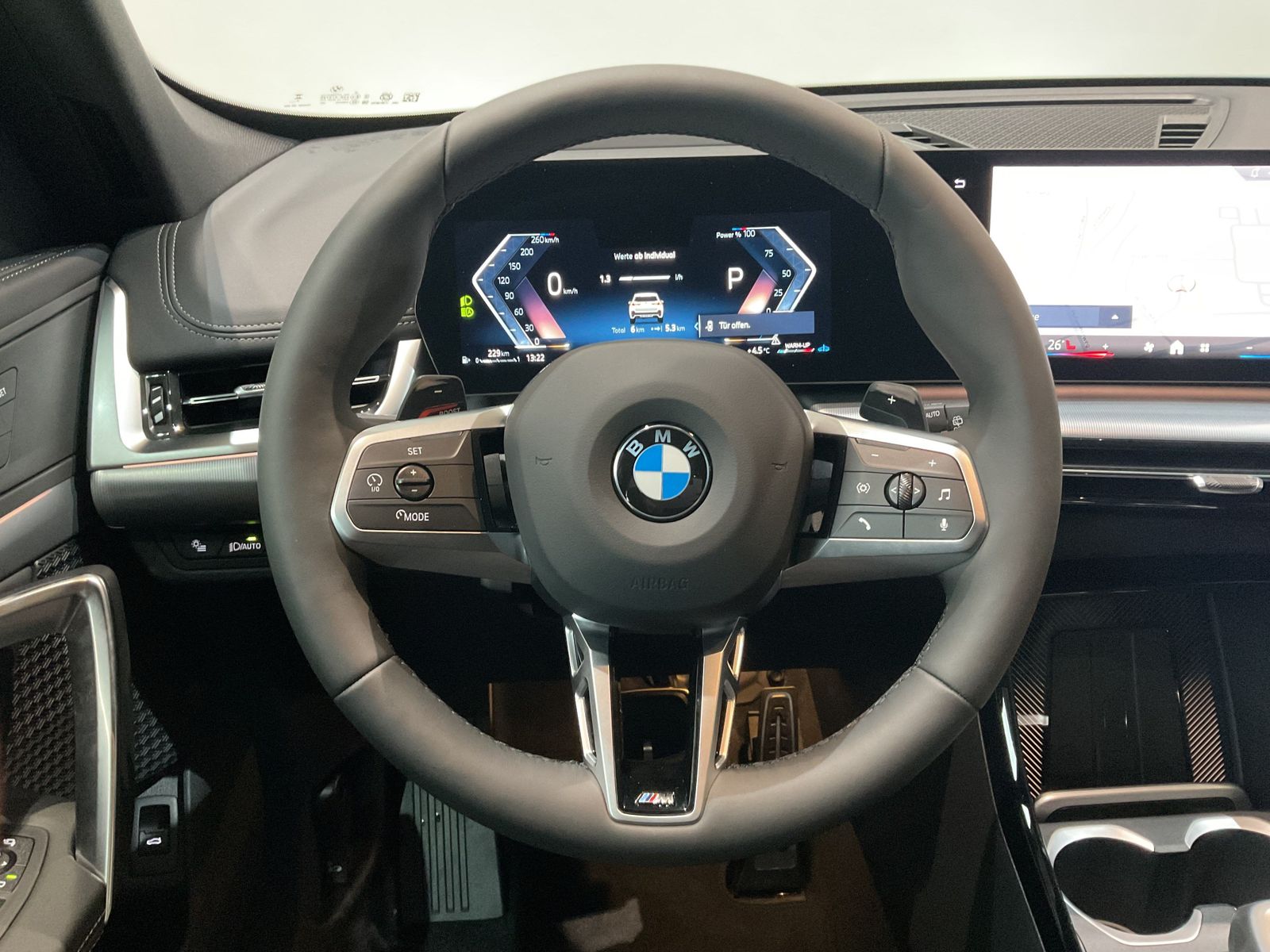 Fahrzeugabbildung BMW X1 sDrive20i 18" LMR, AHK, Komfortzugang DAB