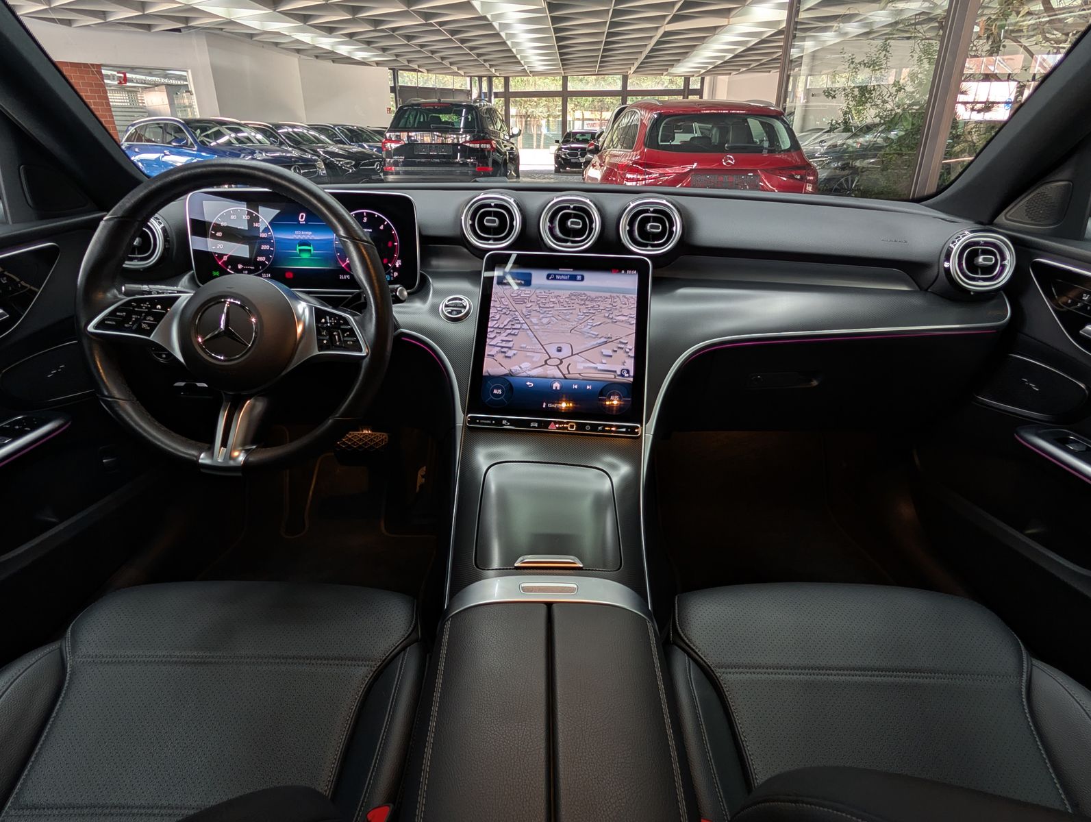 Fahrzeugabbildung Mercedes-Benz C 220 d Avantgarde AHK*MEMO*MBUX*AMBI*BUR*360°