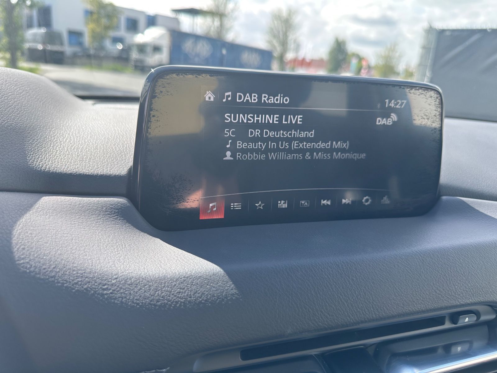 Fahrzeugabbildung Mazda CX-5 Sports-Line AWD/Navi/Leder/LED/360°Kam/AHK