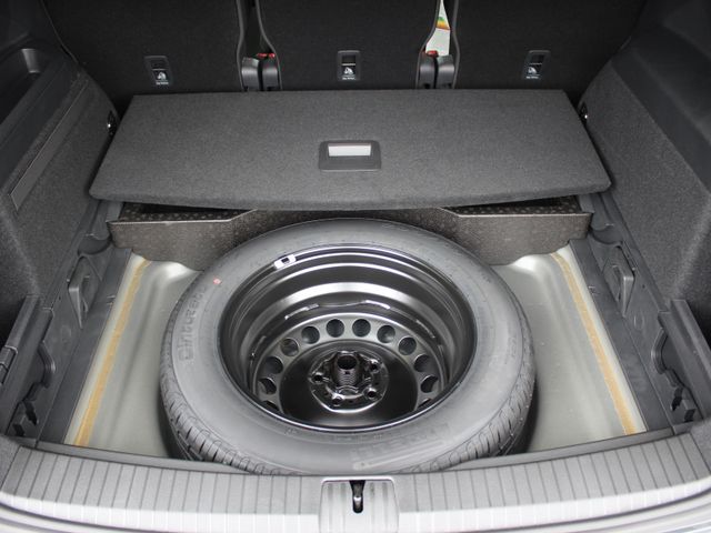 Touran 1.5 TSI DSG*Navi*el.Heckkl.*5J.Garantie