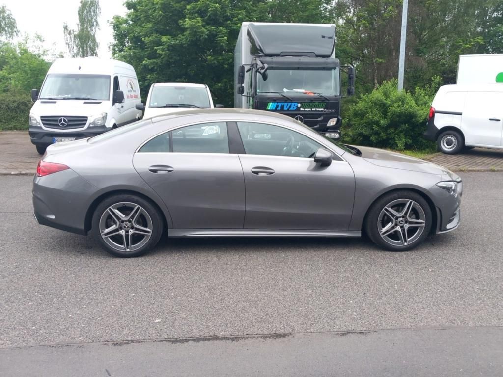 Fahrzeugabbildung Mercedes-Benz CLA 180 Coupé *AMG*Navi*ParkAss*SpurH*CarPlay