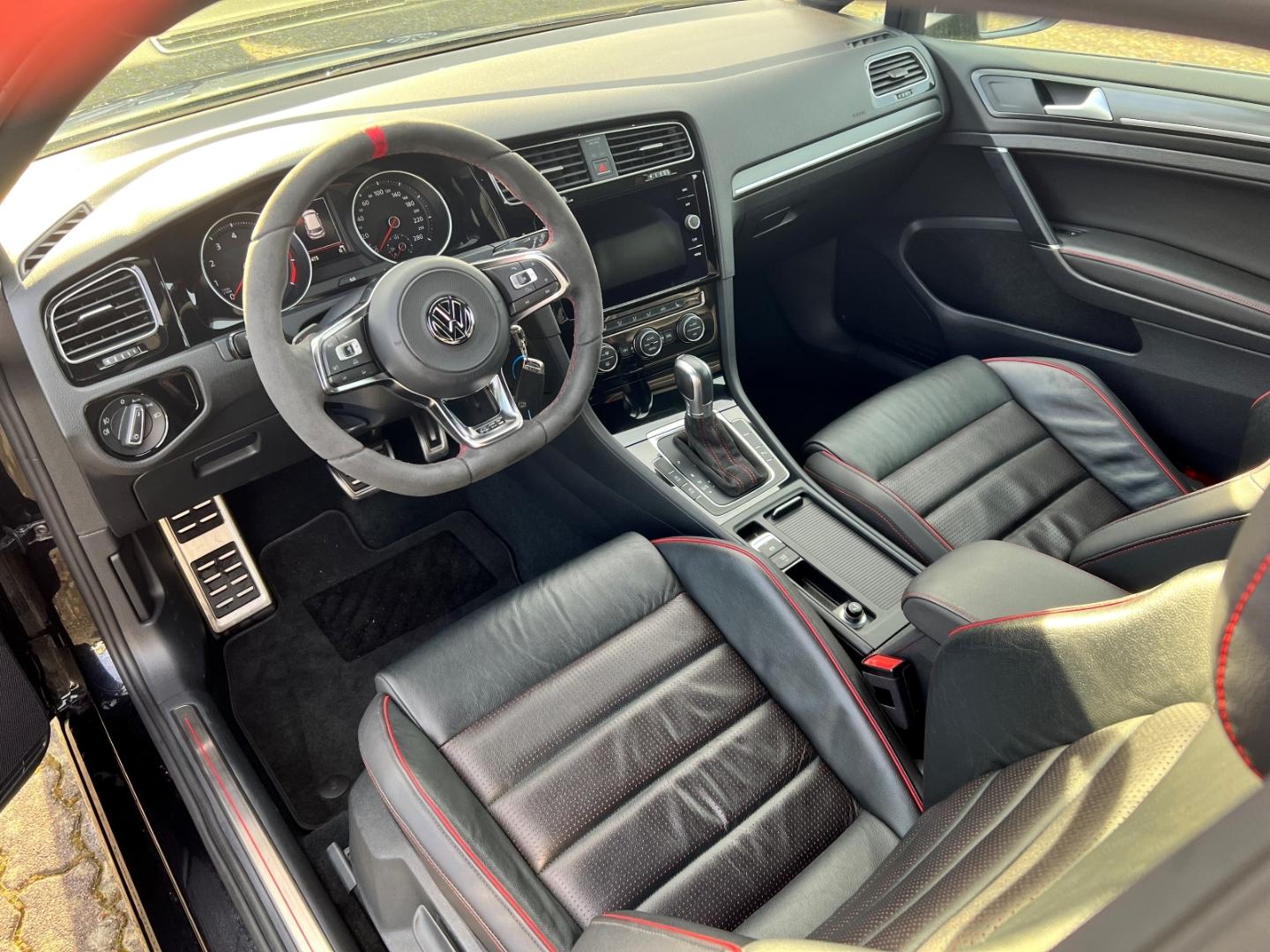 Volkswagen Golf GTI 2.0 TSI DSG LED Navi Leder Sitzheizung