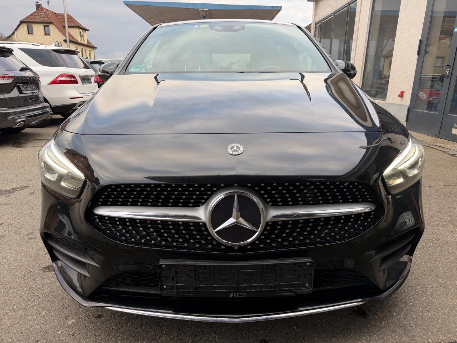 Mercedes-Benz B 200 AMG Line Automatik