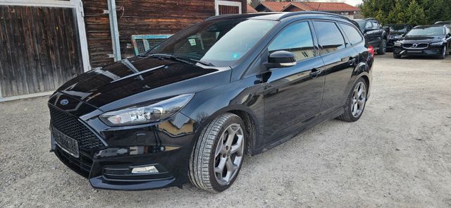 Ford Focus Turnier ST,Leder mit Recaro,BiXe,ATM65tkm