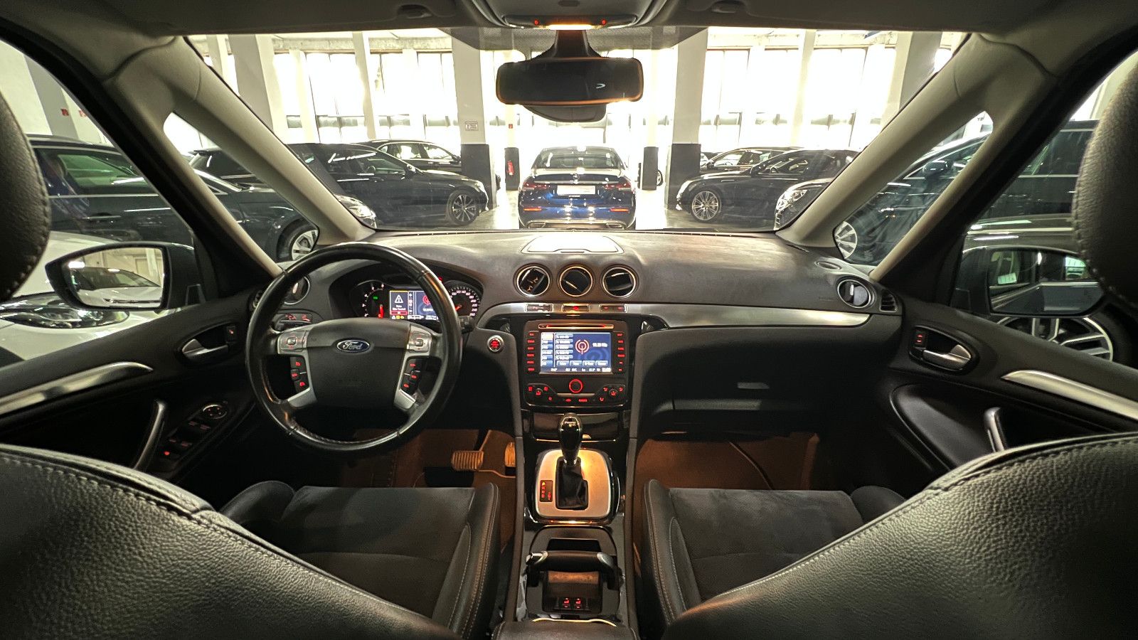 Fahrzeugabbildung Ford Galaxy 7-SITZER AUT. TITANIUM SPORT PANO MEMORY